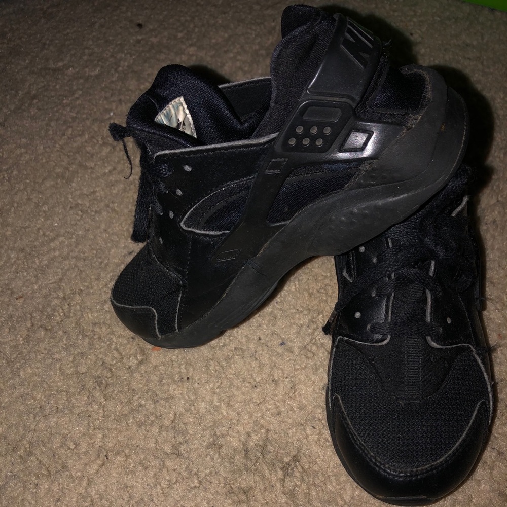 All Black Harauches